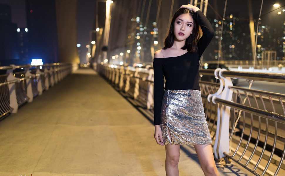 悉尼留学生李晓晴涉性丑闻：从乖乖女到互约群争议中心，金钱与欲望的反思