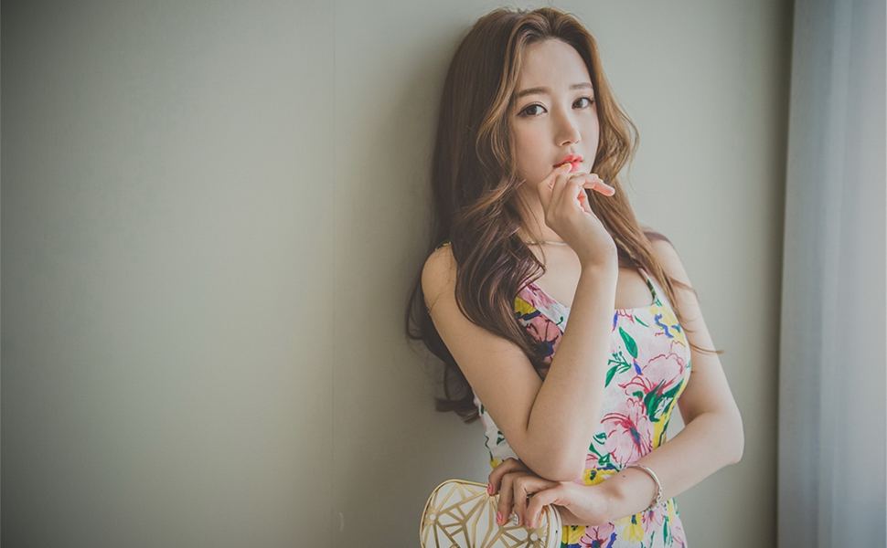 悠哉大王付费私密视频泄露：从抖音擦边女神到自慰狂魔的反差实录