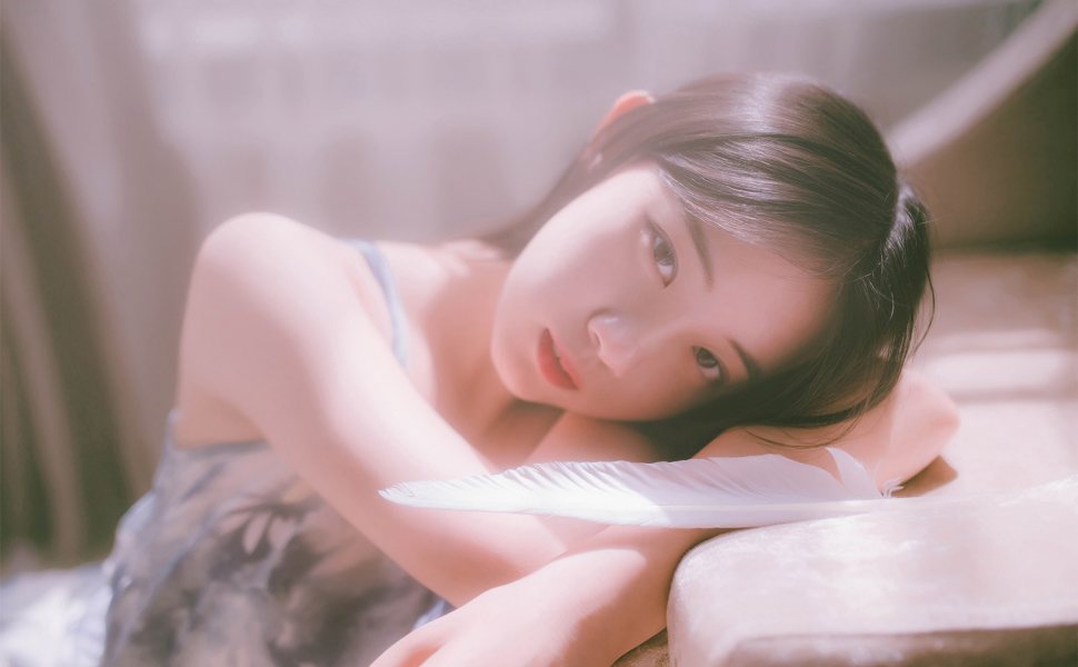 广西桂林女子伍凌慧私密视频泄露事件：前男友曝光不雅录像，网传包养者身患艾滋病引争议