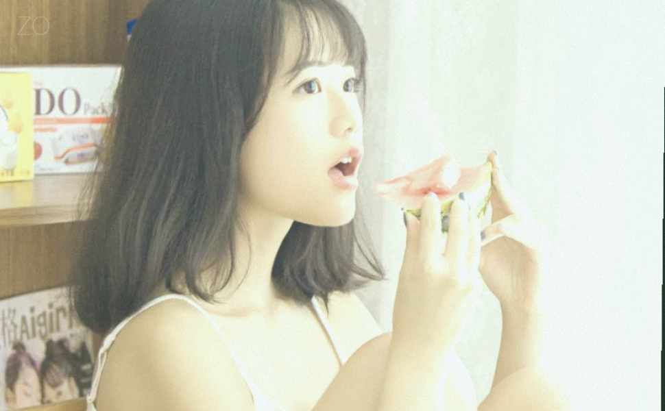 反差炸裂！高颜值妹子李娜娜情感情趣内衣大片，传教士后入连环冲刺全程无码现场图3